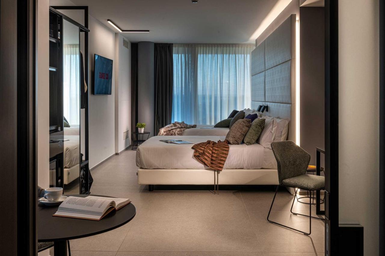J44 Lifestyle Hotel 리도 디 예솔로 외부 사진